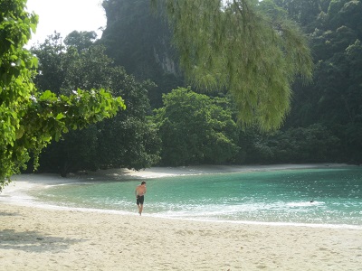 Koh Hong without the crowds.