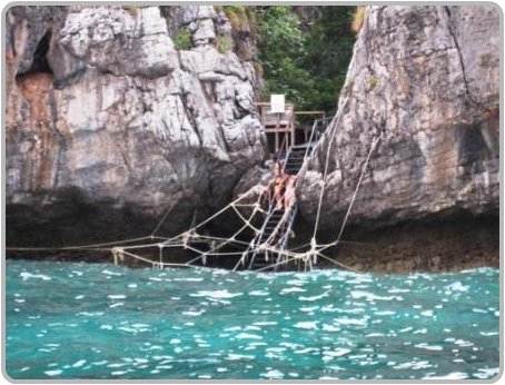 Maya bay phi phi island